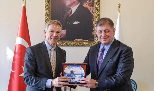 Hollanda ile İzmir arasında deneyim köprüsü