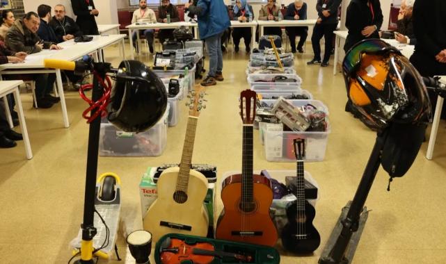 İstanbul’da unutulan eşyalar açık artırmaya çıktı! Elektrikli skuterlar rağbet gördü