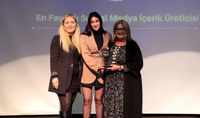 İzmir Art “Yılın En Faydalı İçerik Üreticisi” seçildi