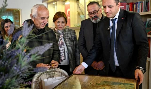 İzmir Bornova’da Ata Anı Evi’ne tarihi bağış