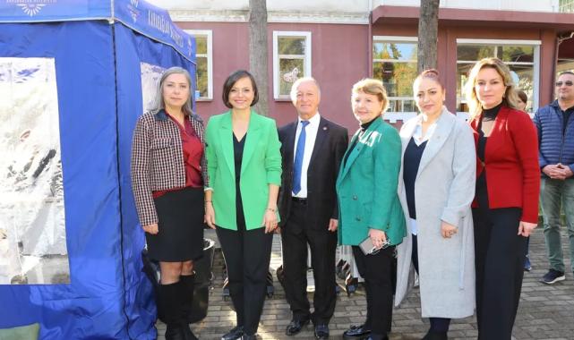 İzmir Karabağlar’da hizmet mahallelere taşındı