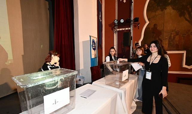 İzmir Kent Konseyi Gençlik Meclisi 16. Seçimli Genel Kurulu yapıldı