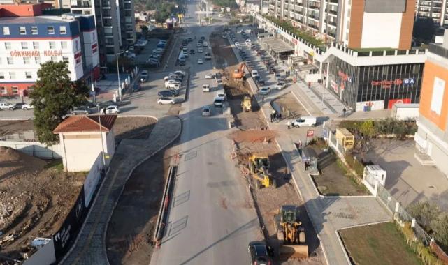 İzmir’de Eski Havaalanı Caddesi yenileniyor
