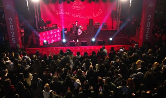 İzmir’de Mansur Ark rüzgârı