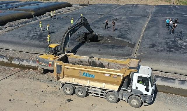 İzmit Körfezi’nden 66 bin kamyon çamur çıktı