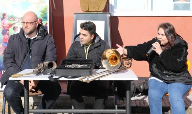 İzmit’te ‘Gülümseyen Çocuklarla Müzik Etkinlikleri’ne başladı