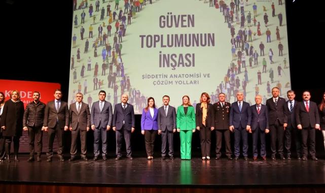 KADEM’in eğitimleri İzmit ile sona erdi