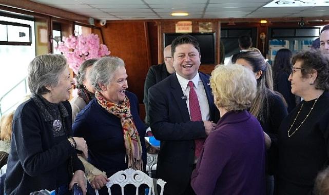 Kadıköy Huzur Vapuru, ilk seferini yaptı