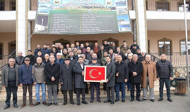 Kahramankazan Belediye Başkanı Selim Çırpanoğlu Çimşit Mahallesi sakinleriyle bir araya geldi.