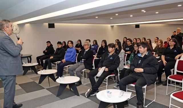 Kayseri Talas’ın Yazar Okulu tam gaz sürüyor