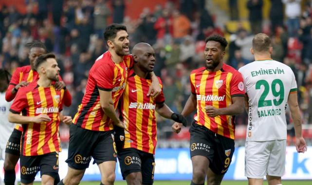 Kayserispor 2-0 Alanyaspor (Maç Sonucu) Kayseri evinde hata yapmadı!