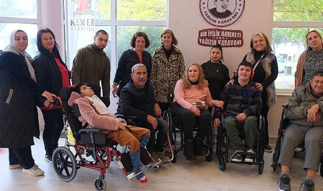 Kemer Belediyesi’nden anlamlı günde, anlamlı program
