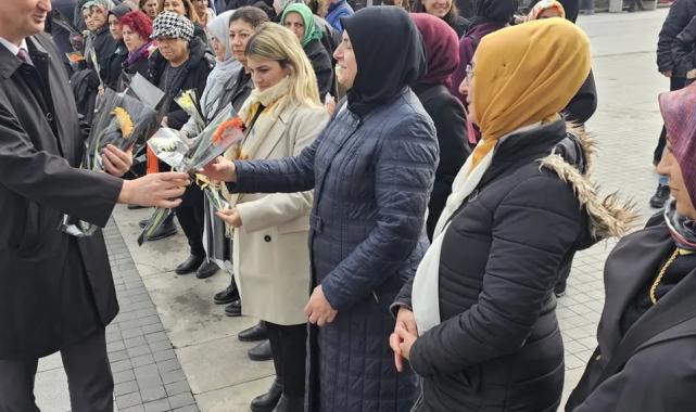 Kocaeli Gölcük’te Dünya Kadın Hakları Günü kutlandı