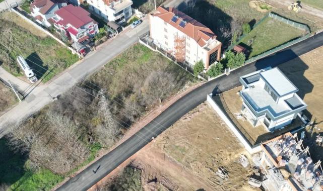 Kocaeli İzmit’te asfalt mesaisi