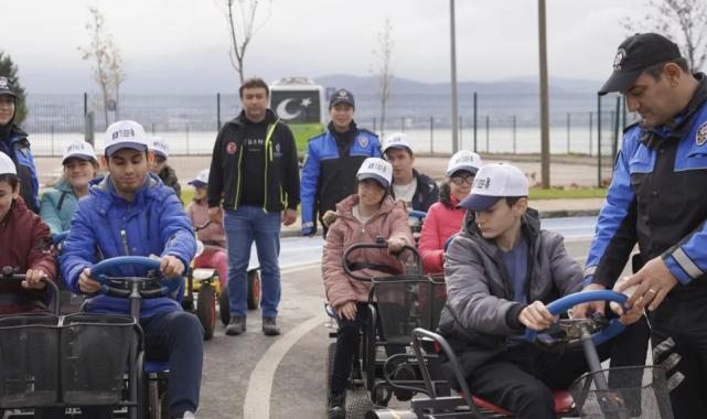 Kocaeli Trafik Parkı’nda eğitim ve eğlence bir arada