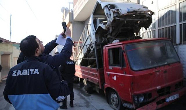 Konak zabıtasından hurdacılara ve hurda depolarına sıkı denetim