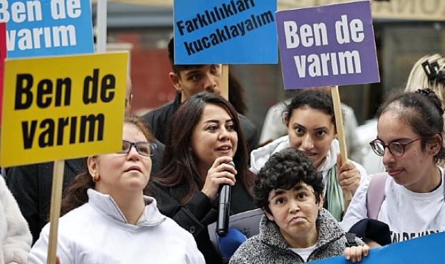 Konak’tan Engelliler Günü’nde farkındalık yürüyüşü
