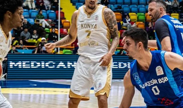 Konya Büyükşehir Belediyespor iç sahada hata yapmadı