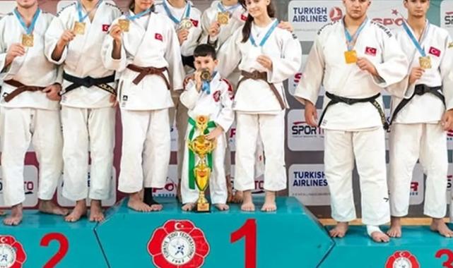Konya’nın judoda bileği bükülmüyor