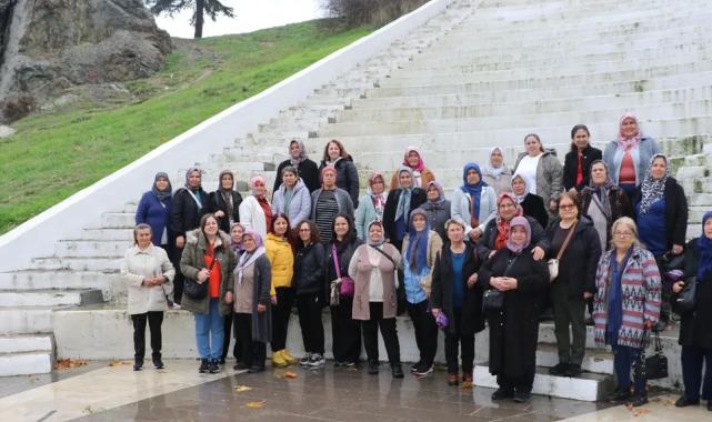 Köprübaşılı kadınlar Manisa’yı adım adım gezdi