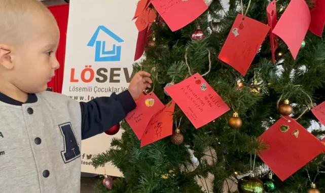 LÖSEV’den lösemili çocuklara yeni yıl partisi