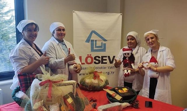LÖSEV’in Anneleri Üretiyor, Lösemili Çocuklar İyileşiyor: Yılbaşı Sepetleriyle Umut Olun