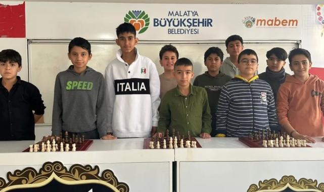 Malatya Büyükşehir’den satranç turnuvası