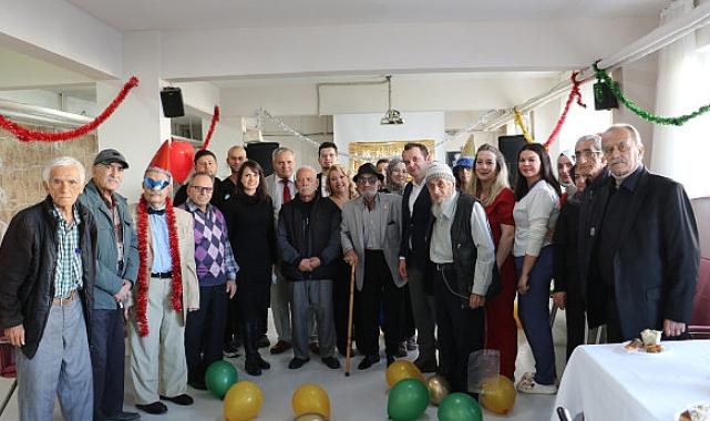 Manisa Büyükşehir Değerli Büyüklerini Unutmadı