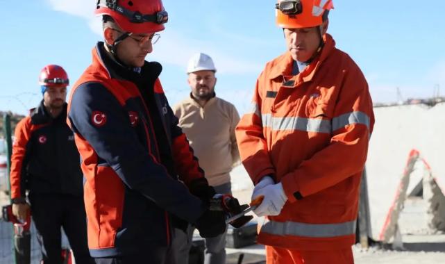 Mardin Büyükşehir personeline “Afet Müdahale Eğitimi