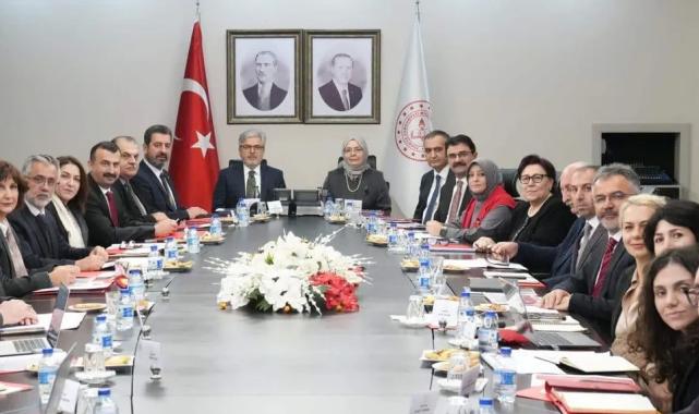 MEB’den ‘Çocuk Edebiyatı Öğretmen Kongresi’ hazırlığı