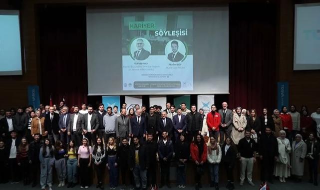 Memduh Büyükkılıç gençlerle buluştu