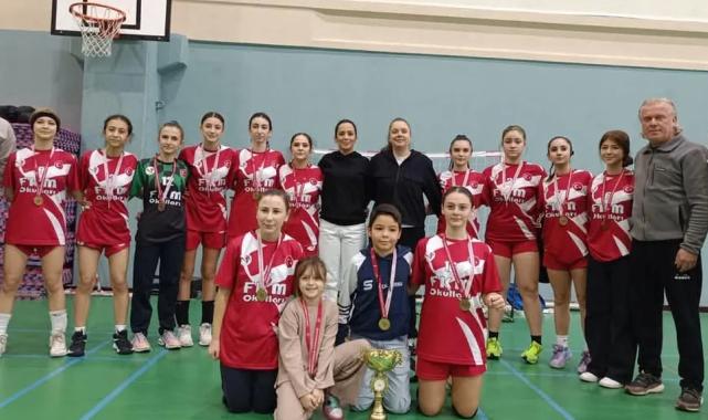 Mudanya FKM Koleji hentbolde Bursa’yı temsil edecek