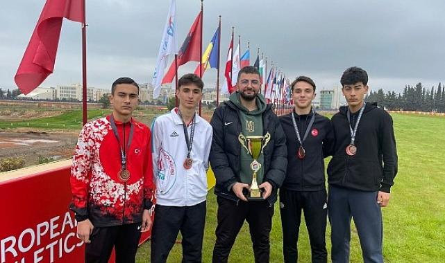 Nevşehir Belediyesispor Atletizm Takımı Türkiye Üçüncüsü Oldu