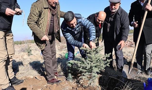 Nevşehir’de Yeni Doğan ve Ölen Kişiler İçin Fidan Dikildi