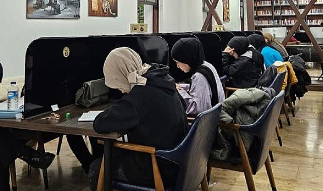 Öğrenciler Tyt Simülasyonunda Ter Döktü