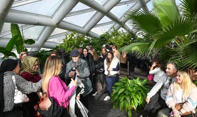 Şeb-i Arus Selçuklu’nun turizm lokasyonlarını hareketlendirdi