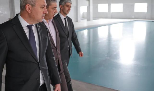 Sivas’ta yarı olimpik havuza cankurtaran alınacak