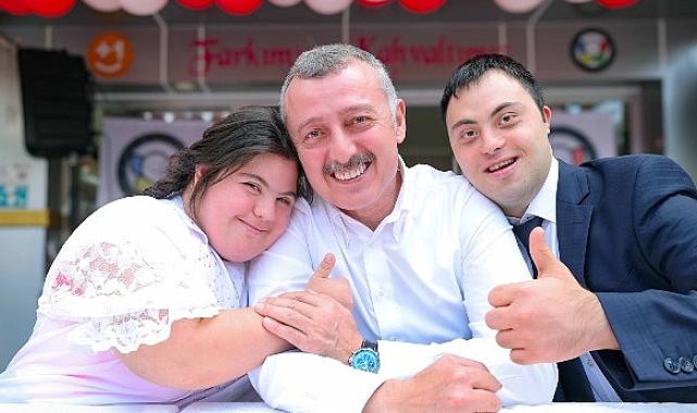 “Sizler, kararlılığın ve umudun simgelerisiniz”