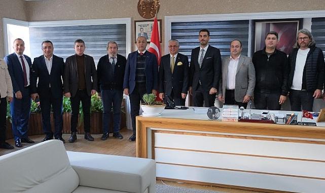 Sönmez’den Başkan Topaloğlu’na ziyaret