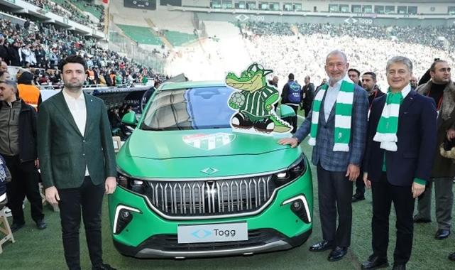 Togg, Bursaspor’un tribün ve şort sponsoru oldu