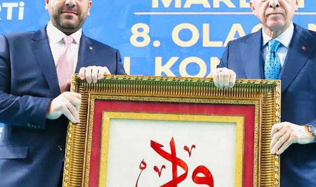 Uncu’dan Erdoğan’a ‘Sevgi ve Muhabbet’ yazılı tablo