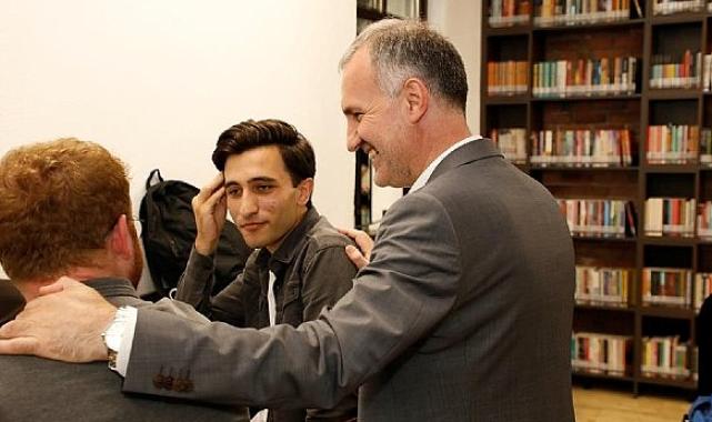 Üniversite Öğrencilerinin Eğitim Yardımları Hesaplara Yatırıldı