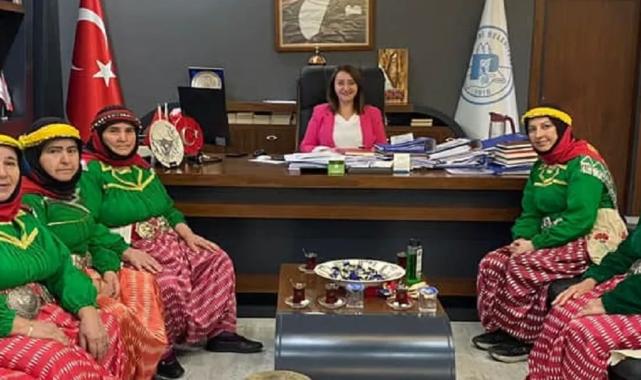 Yörük kadınlarından Başkan Tekin’e ziyaret