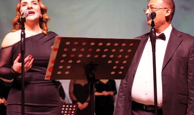 Zeki Müren sevilen şarkılarıyla anıldı