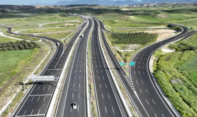 6 şeritli Aydın-Denizli Otoyolu yarın açılıyor… 163 km’lik yol 55 dakikada geçilecek