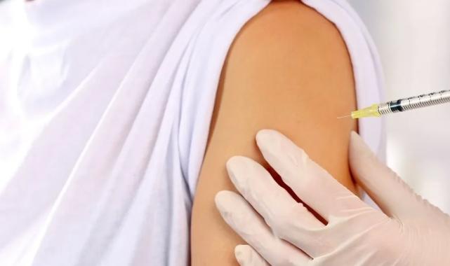 Ankara’da bin 800 kadın aşılandı