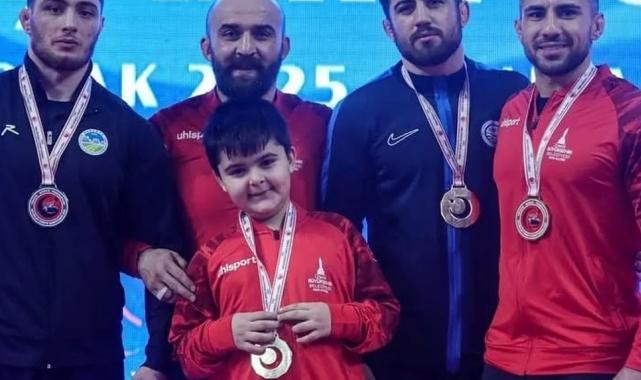 Ankara’dan Sakarya’ya gümüş madalyayla döndü