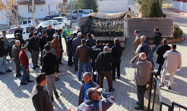 Antalya Büyükşehir Belediyesi kar marjı yüksek su ihtiyacı düşük ürünleri çiftçiyle buluşturuyor