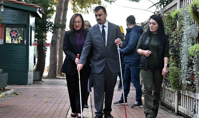 Antalya Muratpaşa’dan Beyaz ‘Baston Görme Engelliler Haftası’ farkındalığı