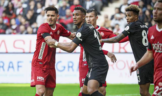 Onvo Antalyaspor 1-1 Beşiktaş (Maç Sonucu) Antalya’da kazanan çıkmadı!